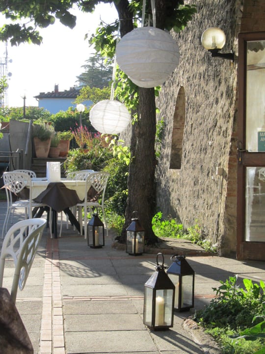 In terrazza Antico Hotel del Pomarancio