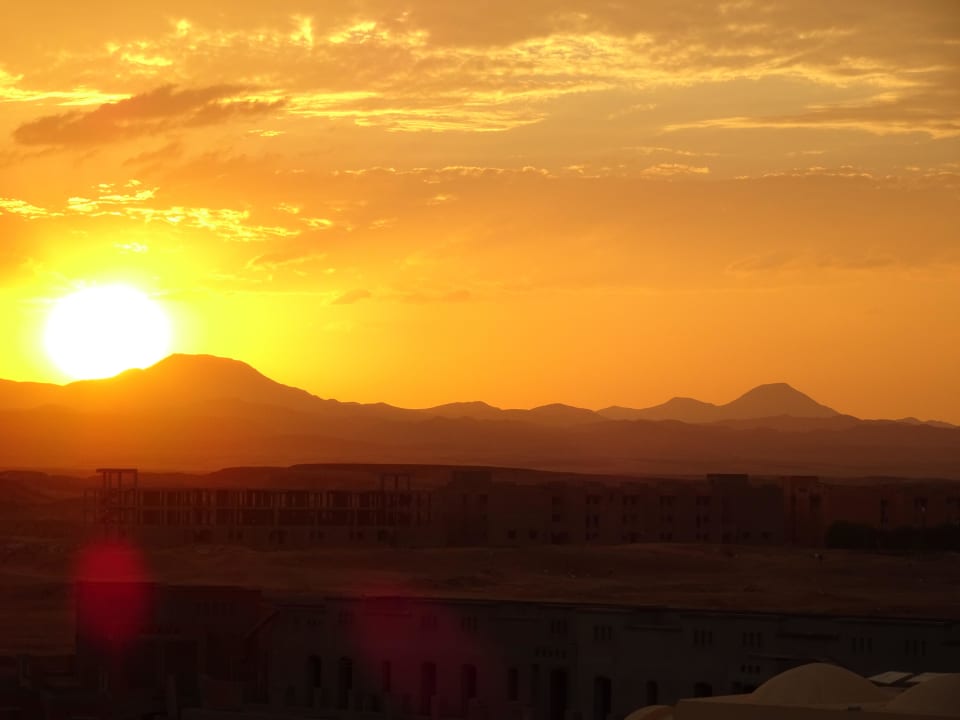 Sonnenuntergang Steigenberger Coraya Beach - Adults only