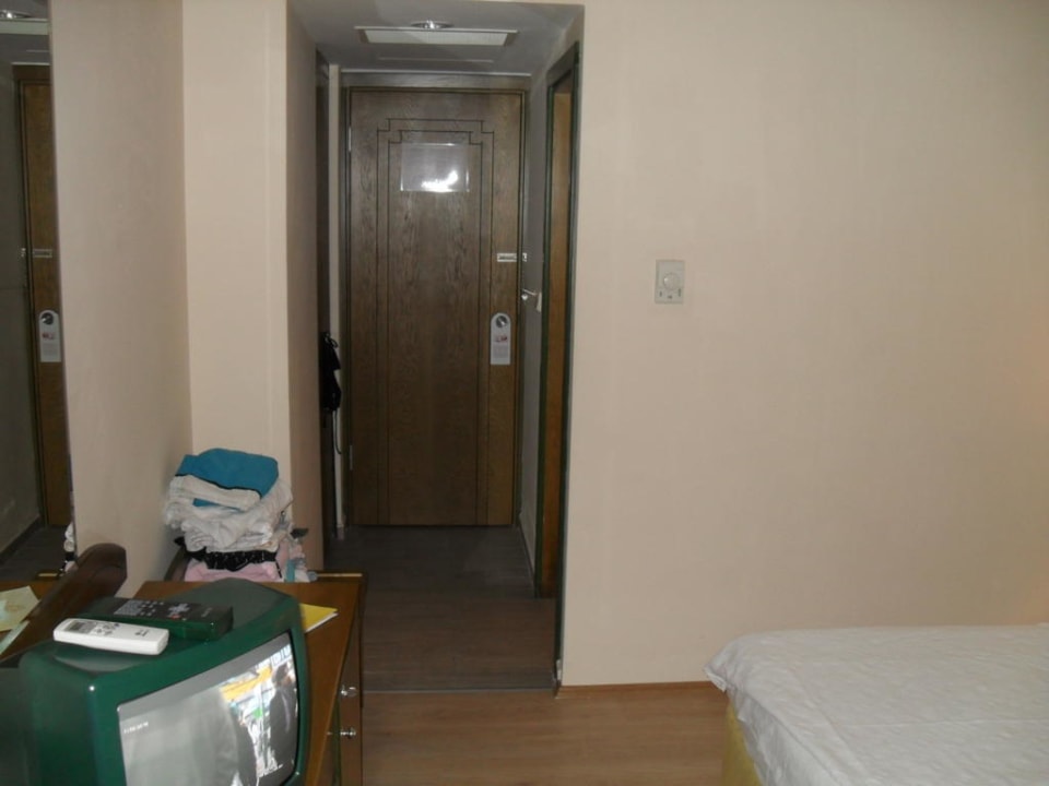 Teil des Zimmers Side Bay Hotel