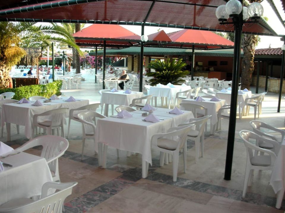 Außenrestaurant Hotel Miramare Beach