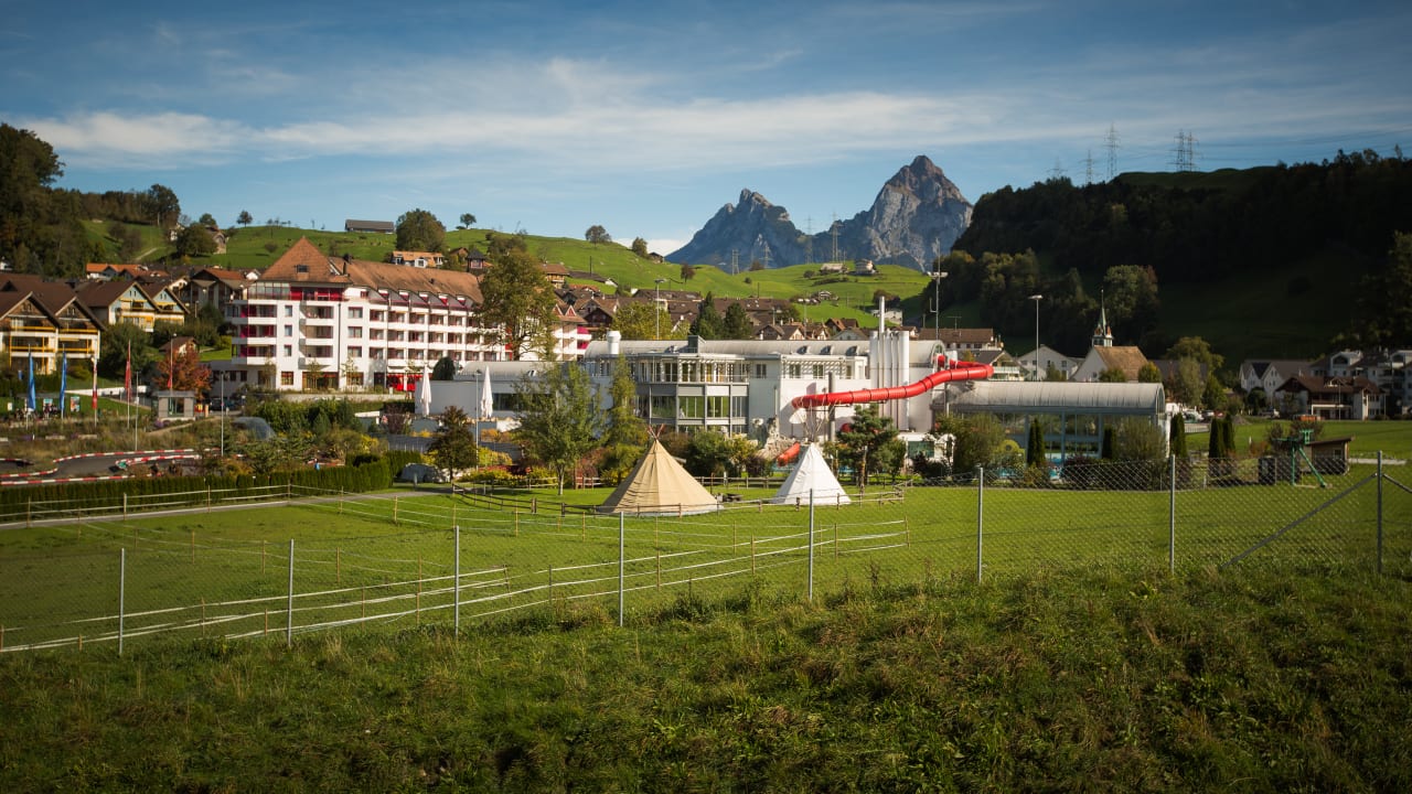 Außenansicht Hotel Swiss Holiday Park