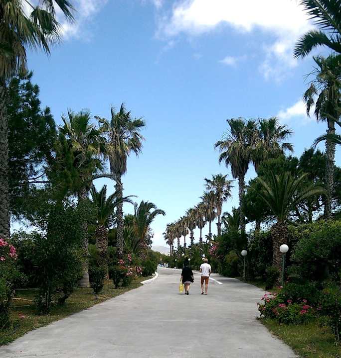 Weg zum Strand Hotel Tigaki Beach