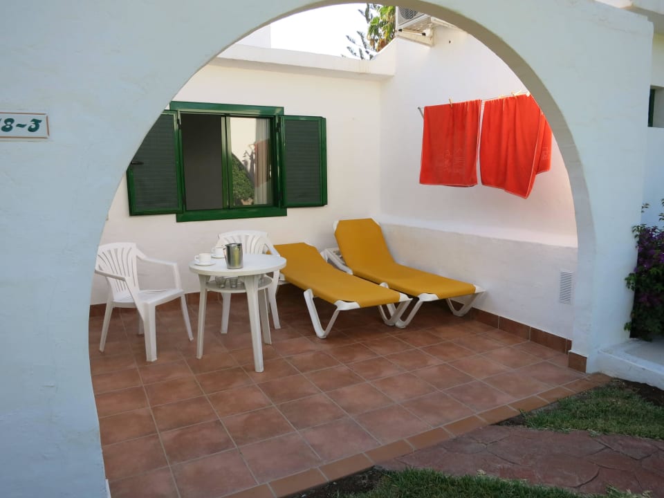 Jeder Bungalow hat eine Terrasse Canary Garden Club