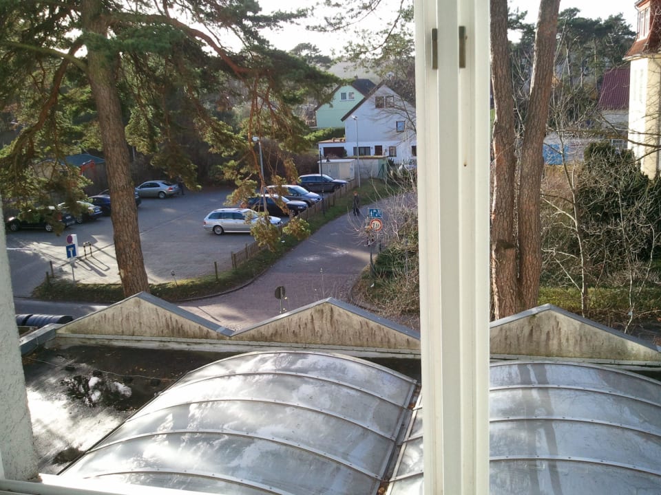 Aus Zimmer 212 auf Dach des Pools Strandhotel Ahlbeck