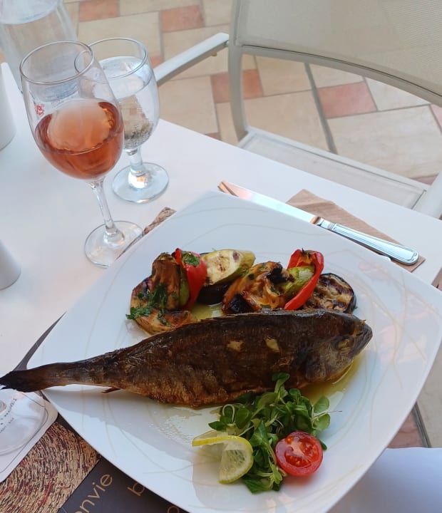 Gastro Evilion Sea & Sun Hotel