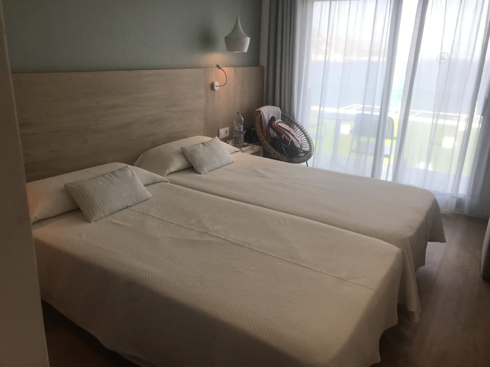 Zimmer HSM Regana - Adults Only