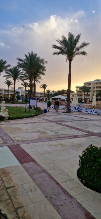 Außenansicht Palm Royale Resort - Soma Bay