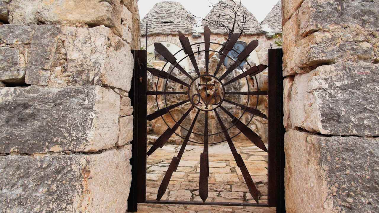 Masseria Quis Ut Deus Masseria Quis Ut Deus