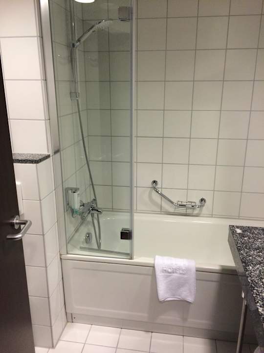 Dusche Hotel NH Frankfurt Airport