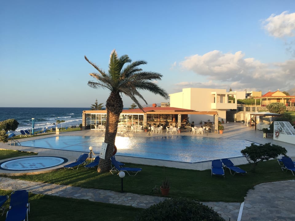 Pool Hotel Ariadne Beach