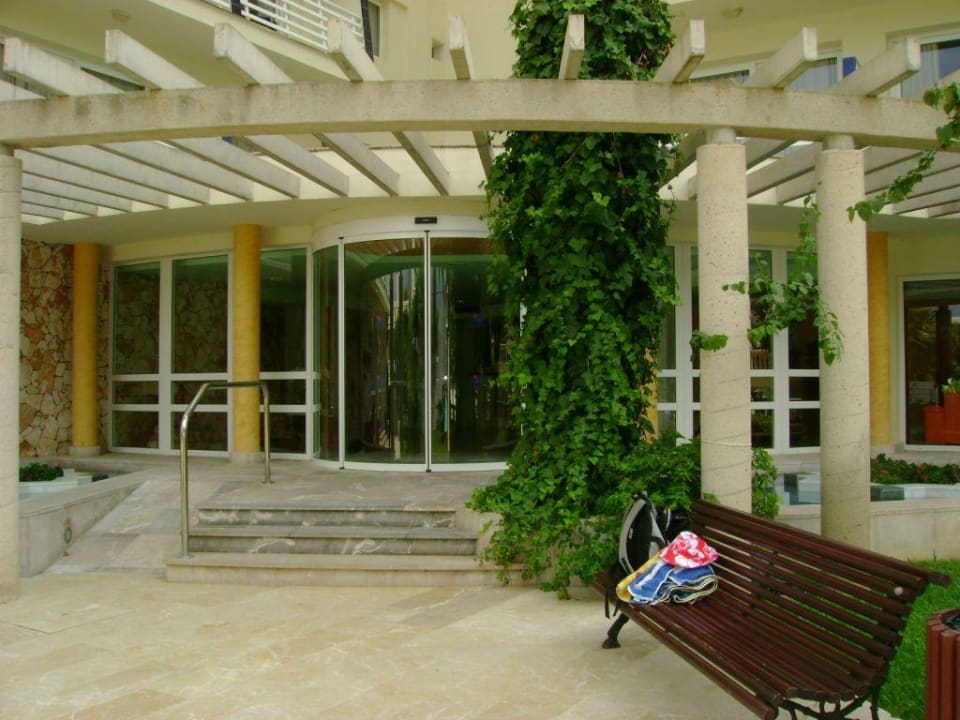 Hoteleingang Smy Portocolom