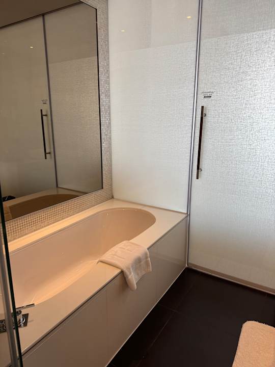 Zimmer W Abu Dhabi - Yas Island