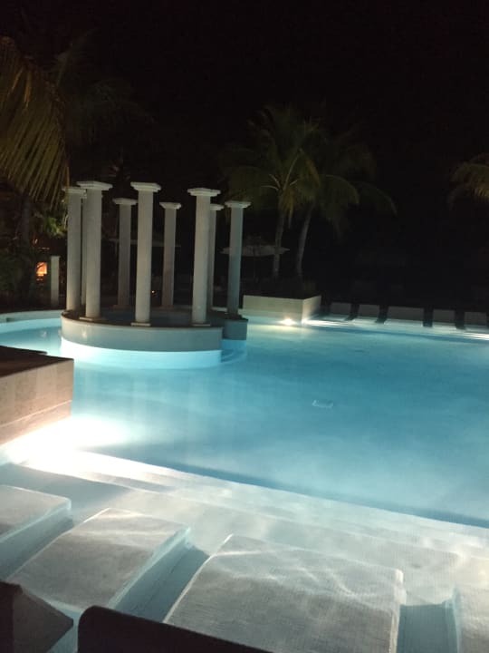 Pool Grand Palladium Kantenah Resort & Spa