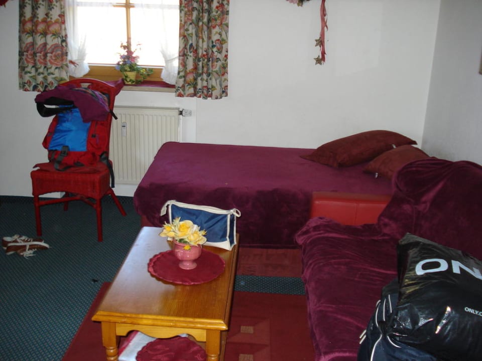 Wohnzimmer bzw. 2. Schlafzimmer Landhaus Eibelesee - Ferienwohnungen