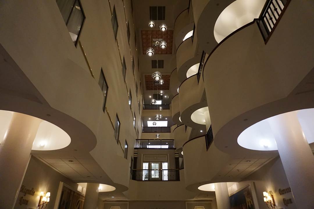 Sonstiges Wyndham Garden Baronne Plaza