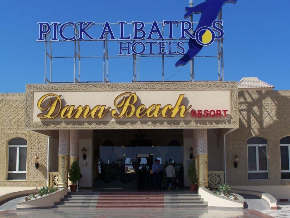 Wejście do hotelu Pickalbatros Dana Beach Resort - Hurghada