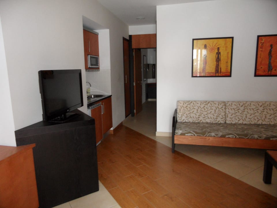 Wohnraum Bungalow 158 HL Miraflor Suites Hotel