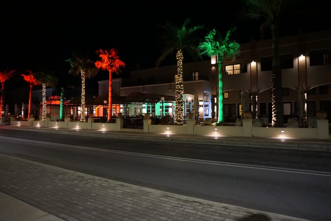 Außenansicht Grecotel Plaza Beach House