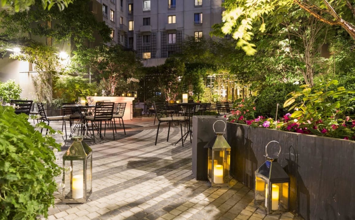 Patio Hotel Novotel Les Halles