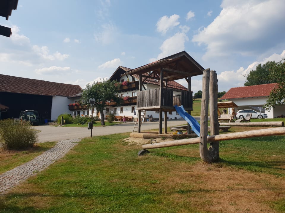 Außenansicht Erlebnisbauernhof Achatz