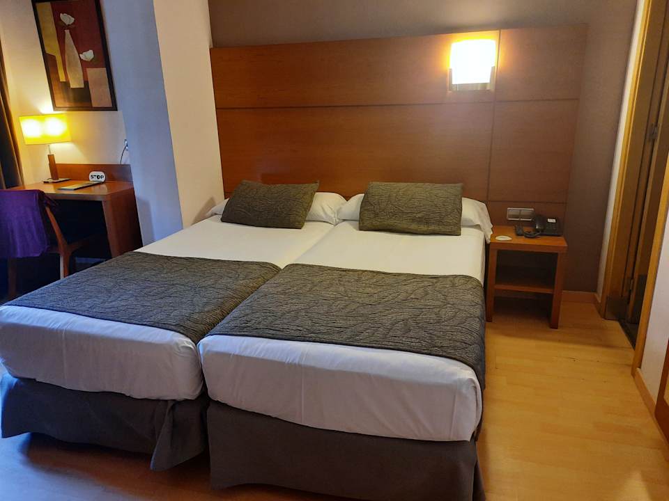 Zimmer Hotel Via Augusta