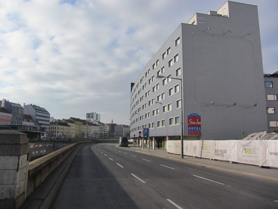 Hotel von aussen Leonardo Hotel Vienna Schönbrunn