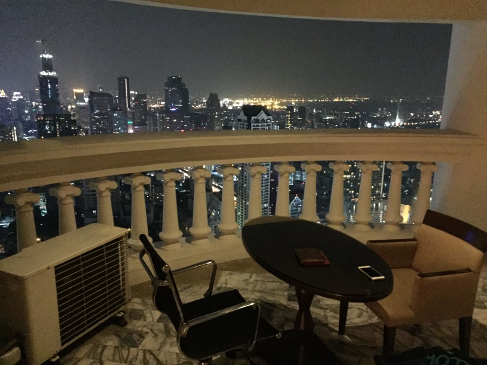 Balkon 57. Etage Tower Club At Lebua