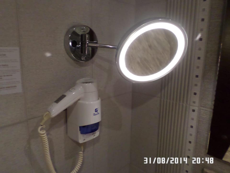 Bad vom zimmer 1819 Kamelya Aishen Club