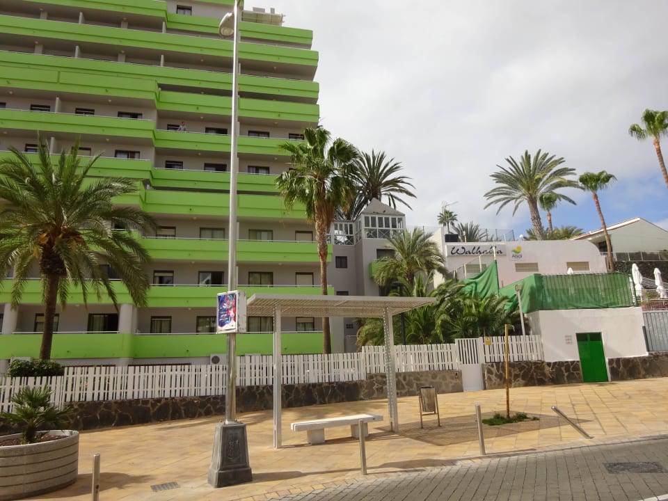 Von der Strandstraße (2 Eingänge mit Karte) Hotel LIVVO Anamar Suites