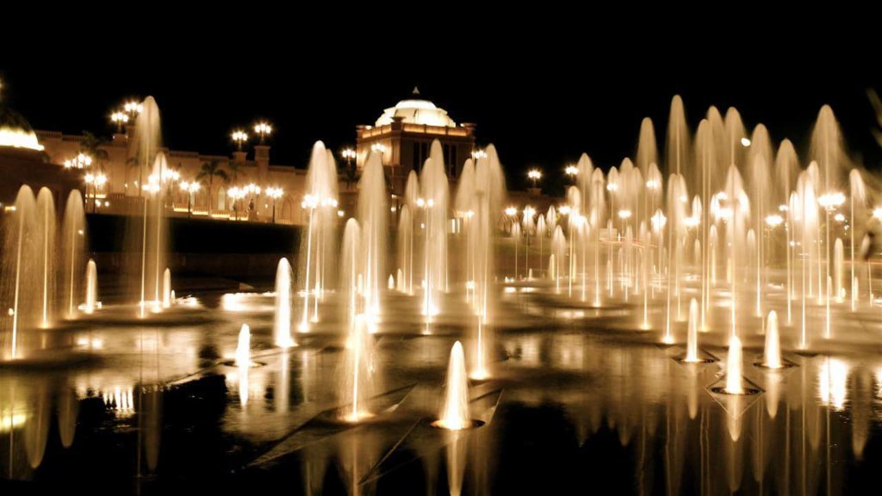 Fontänen vor dem Emirates Palace Emirates Palace Mandarin Oriental