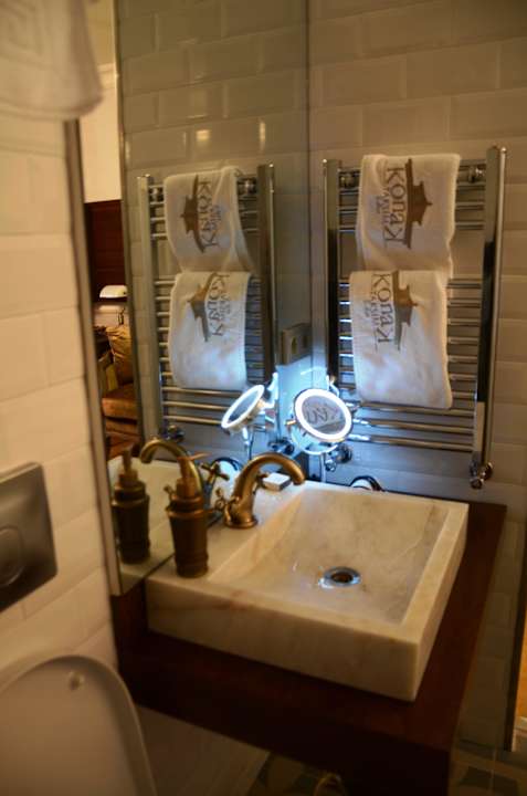 Deluxe Room Konak Suites