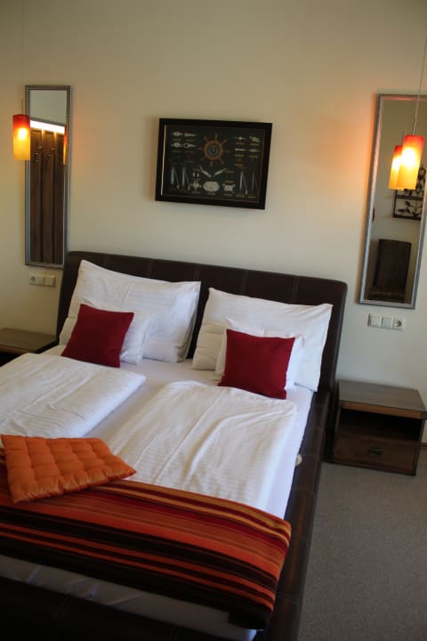 Zimmer Hotel Al Faro Lodge