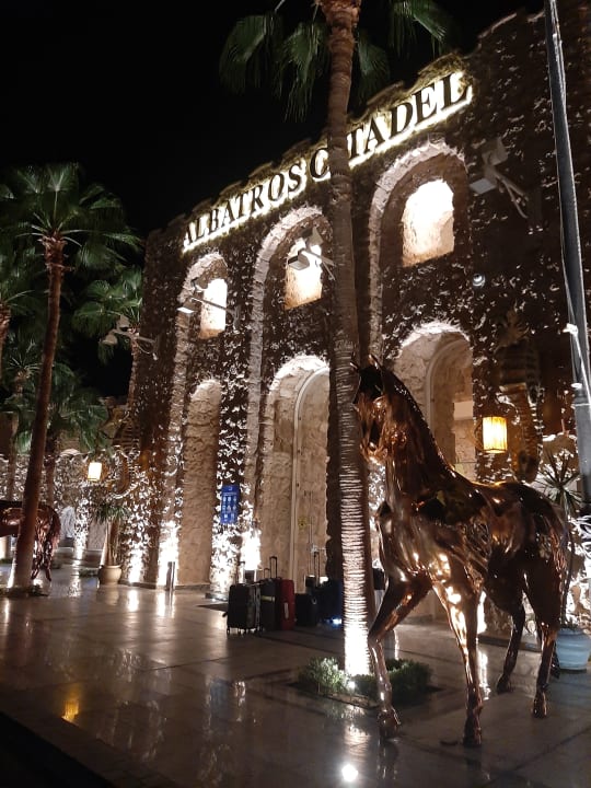 Außenansicht Pickalbatros Citadel Resort