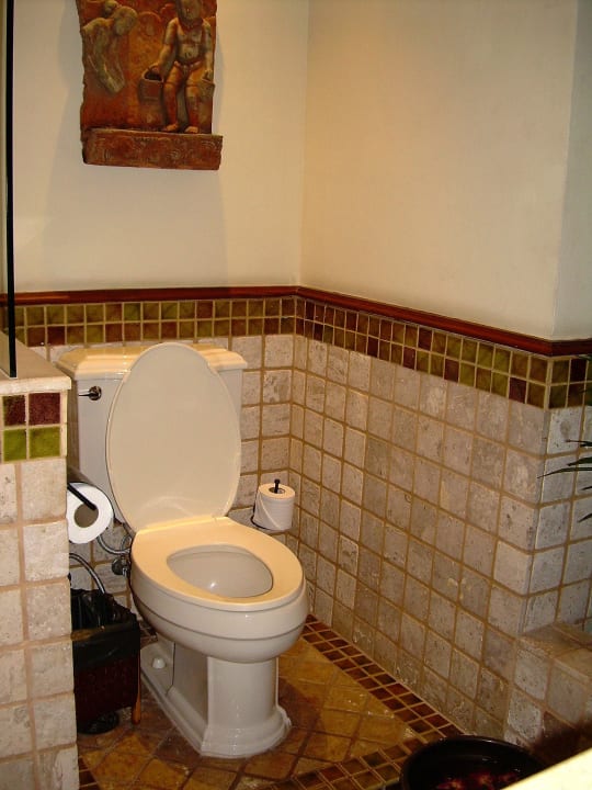 Bad Hotel Ariyasomvilla