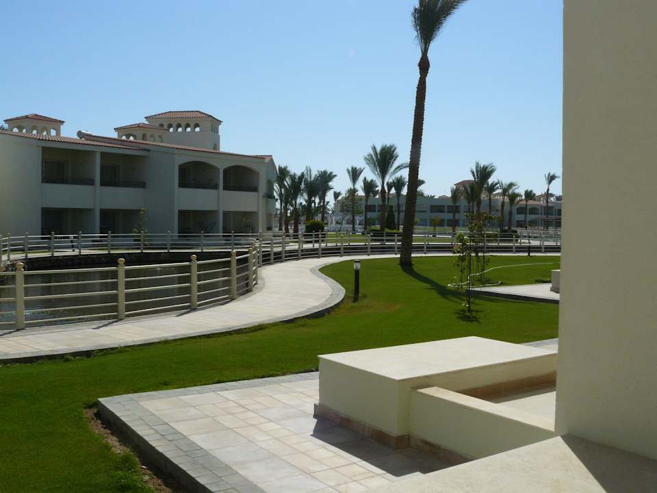 Terrassenausblick von 4000er Zimmer Pickalbatros Dana Beach Resort - Hurghada