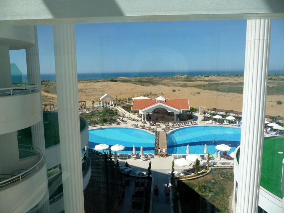 Ausblick aus dem gläsernen Lift Roma Beach Resort & Spa 16+ Adult Only