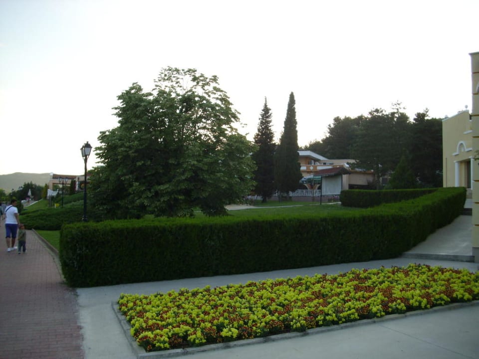 Blumengarten Hotel Duni Royal Belleville