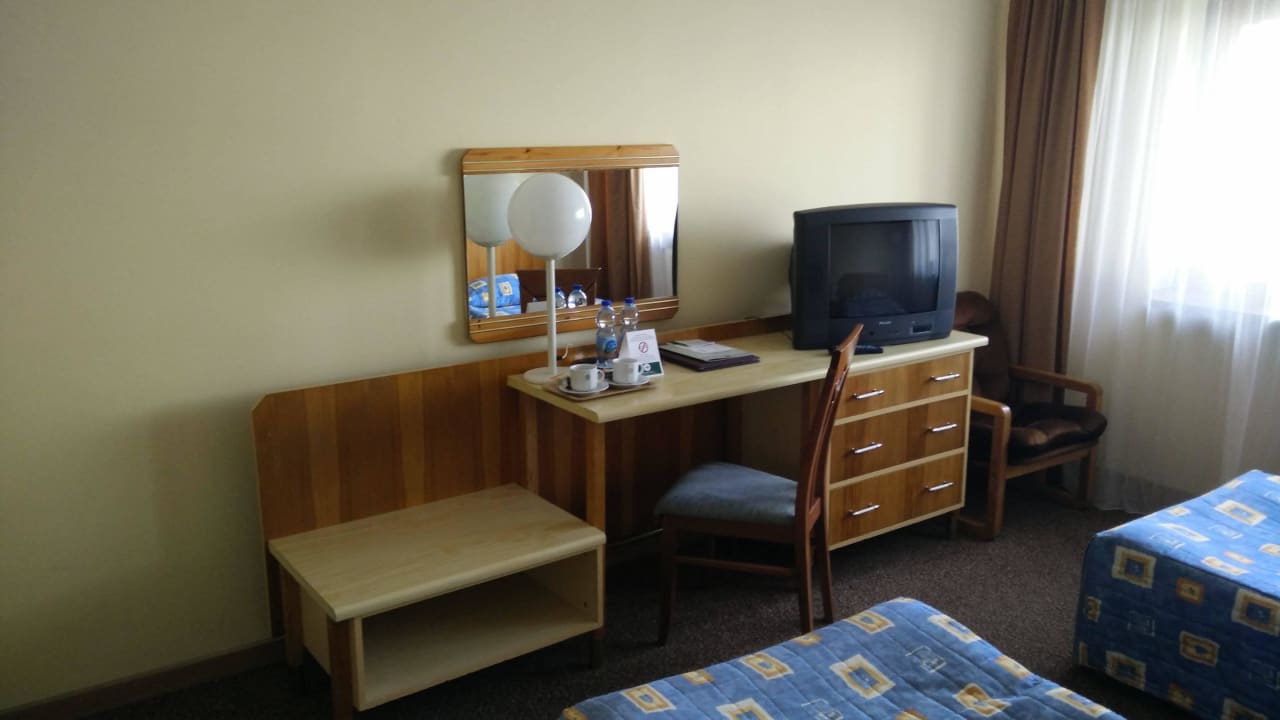 TV Sangate Hotel Airport