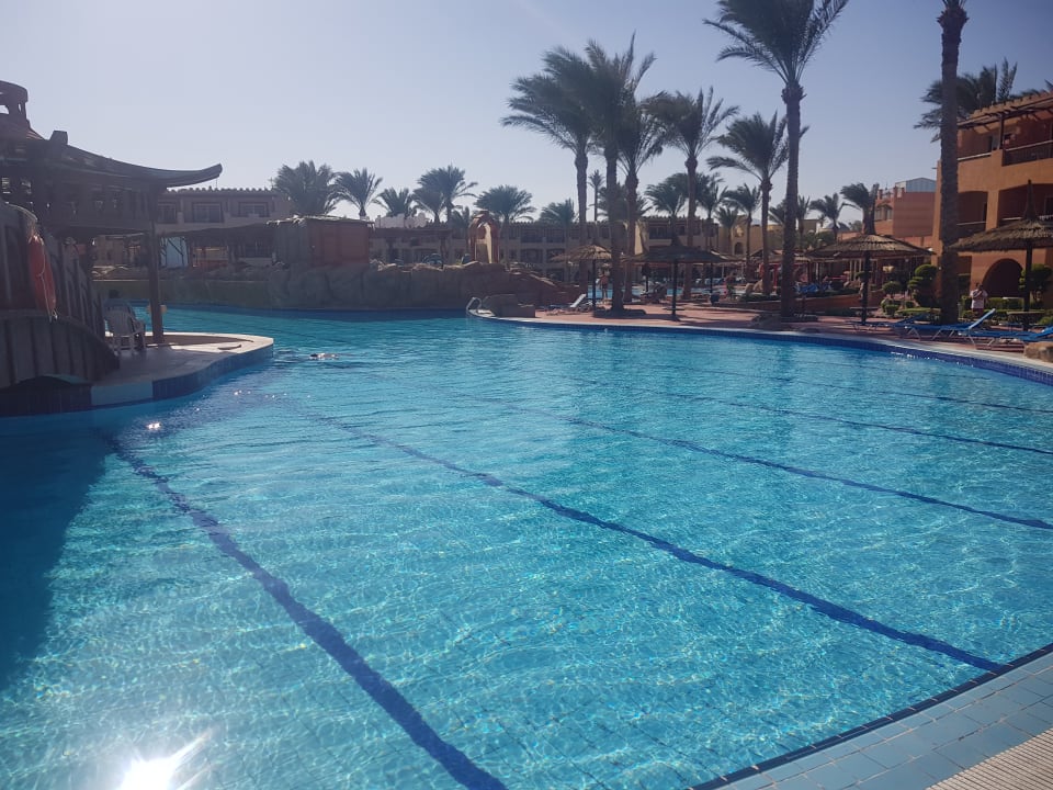 Pool Sea Beach Aqua Park Resort Managed by Blue Resorts