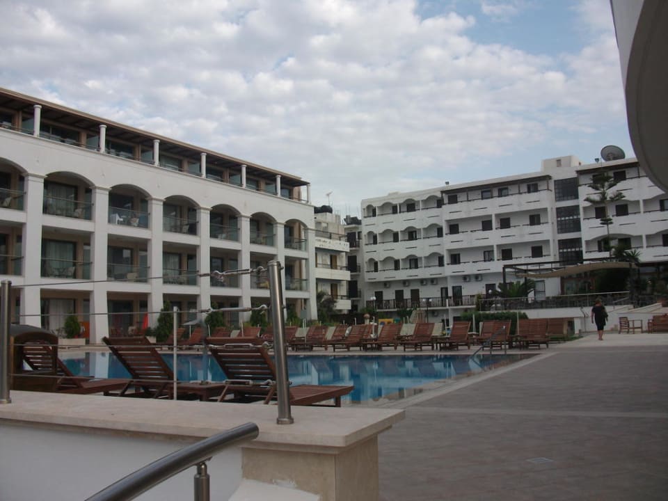 Pool 1 Albatros Spa & Resort Hotel