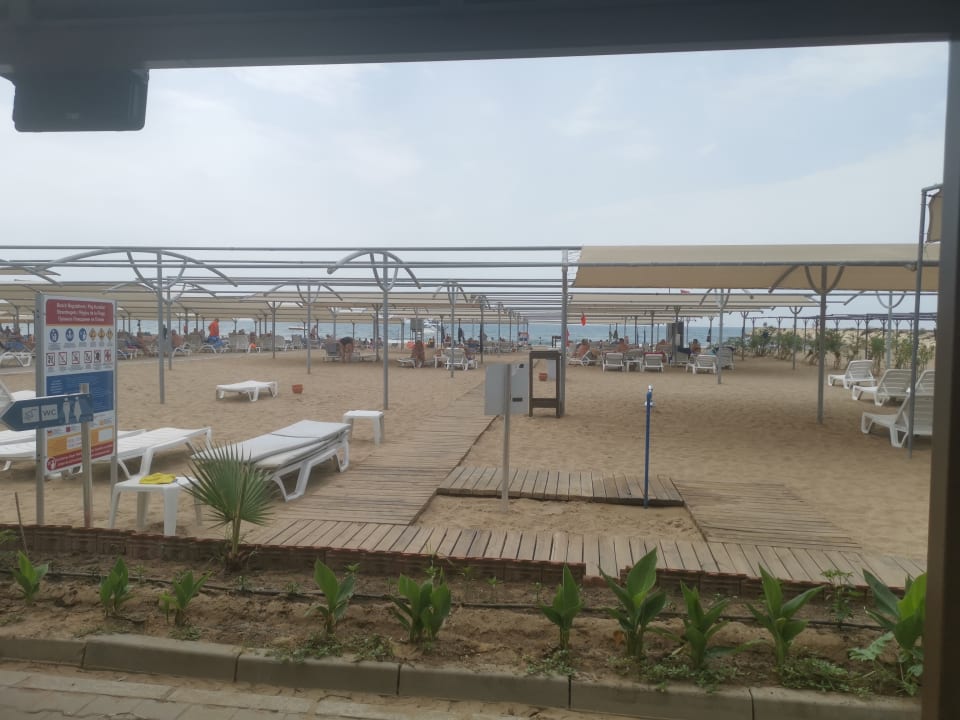 Strand Side Aquamarin Resort & Spa