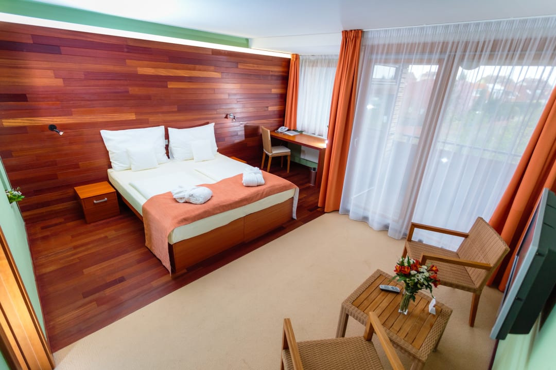 Zimmer Park Holiday Congress & Wellness Hotel