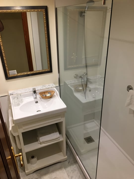 Zimmer Hotel Ad Hoc Parque