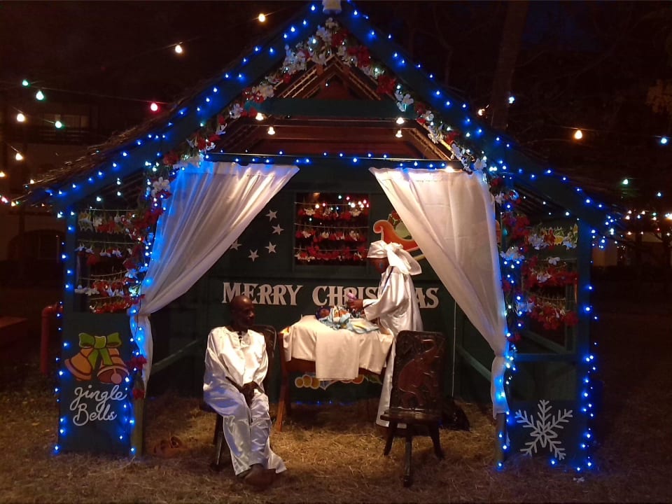 Merry Christmas - Krippe Hotel Southern Palms Beach Resort