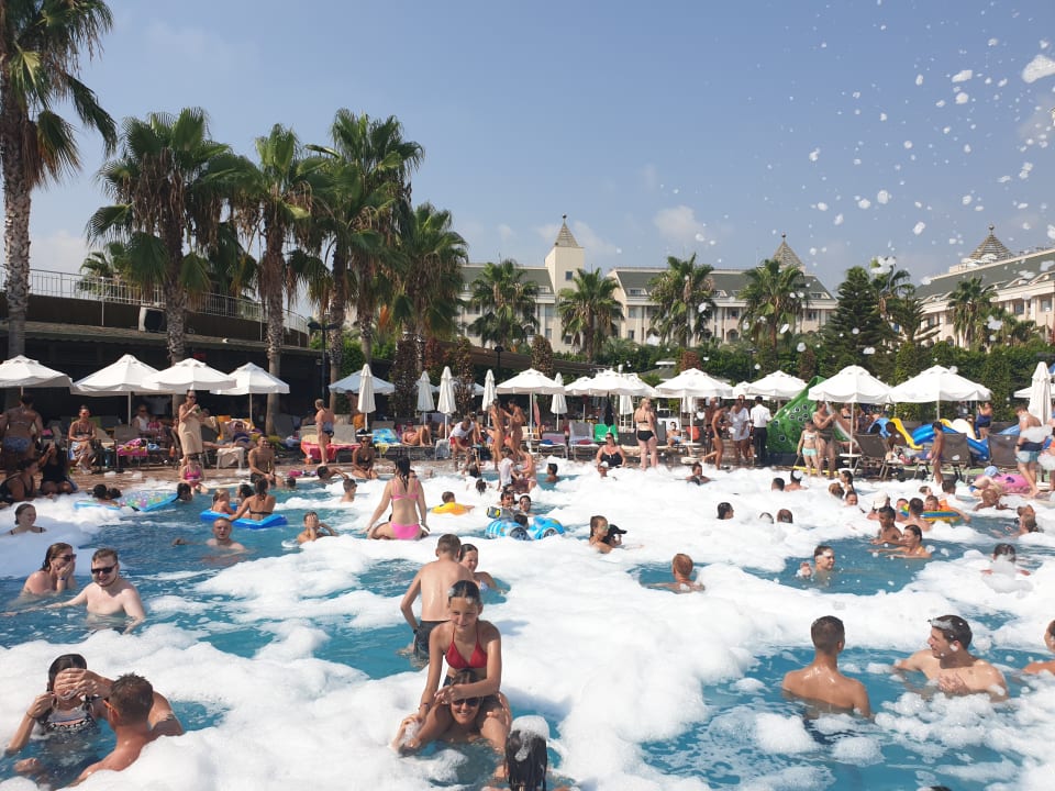 Pool Calimera Hane Garden