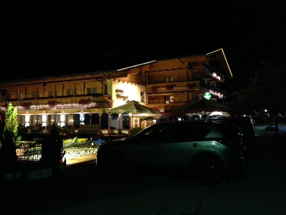 Hotel am Abend Wenger Alpenhof