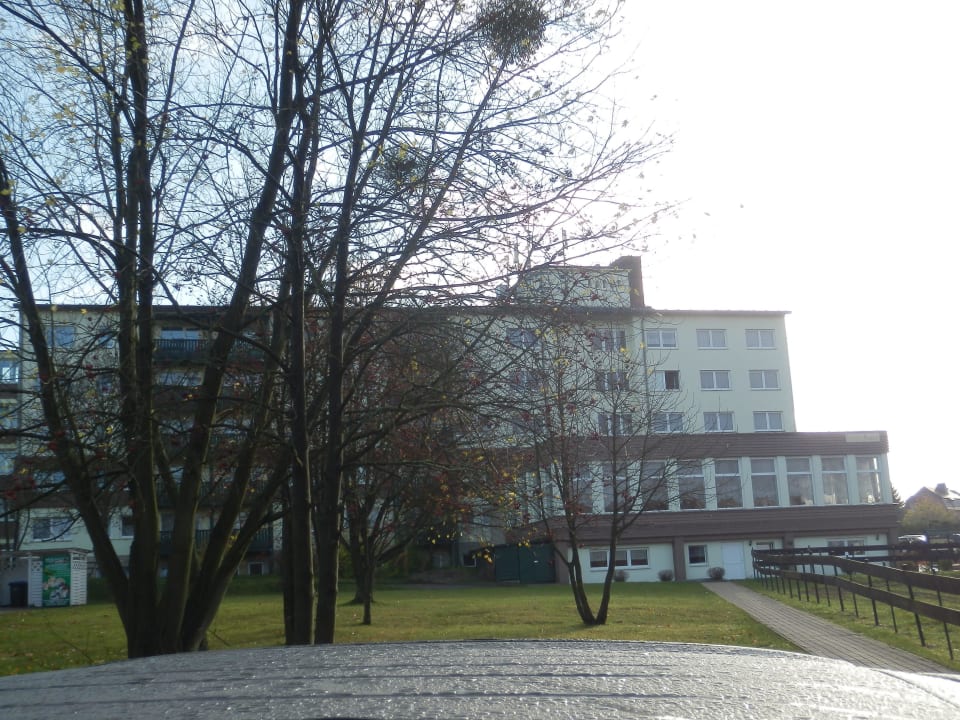 Blick vom Parkplatz auf's Hotel Apartmenthotel-Harz