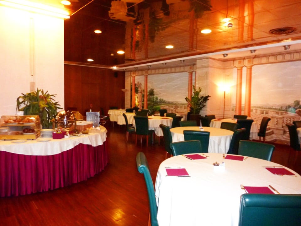 Geschmackvoll und viel Platz Hotel Il Canova