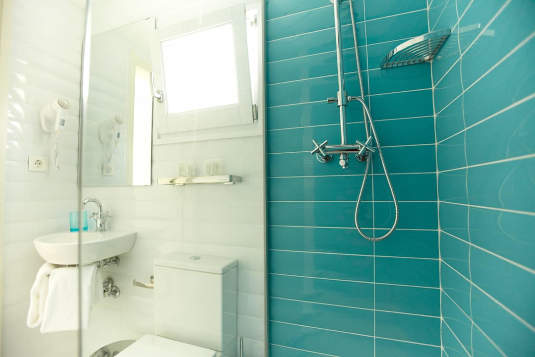 Bathroom Roca Rooms & Apartments