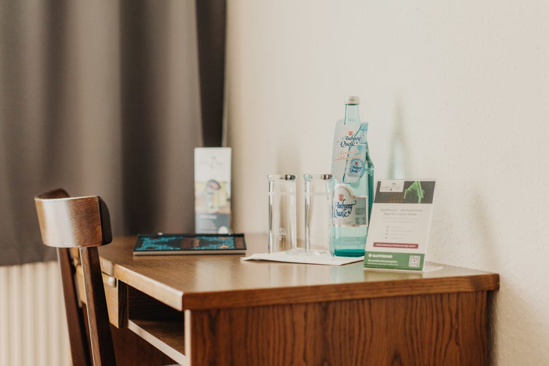 Zimmer Hotel Restaurant 7 Berge am Schlehberg